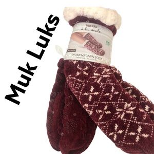 Muk Luks A La Mode Cabin Socks Purple and white NIP L